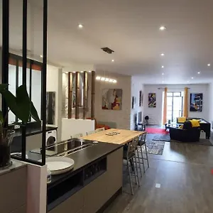  Appartement Galerie Angle3 France